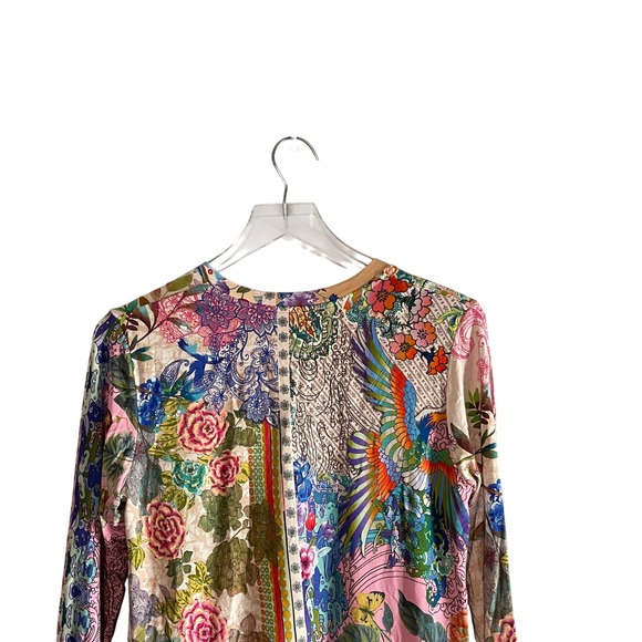 Johnny Was Floral Jersey Bamboo Stretch V Neck Floral Pullover Top Size XS - Picture 8 of 10